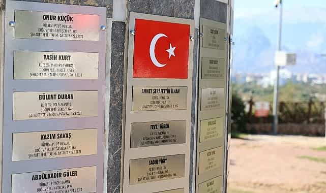 antalya buyuksehir belediyesinde sehitlere saygi