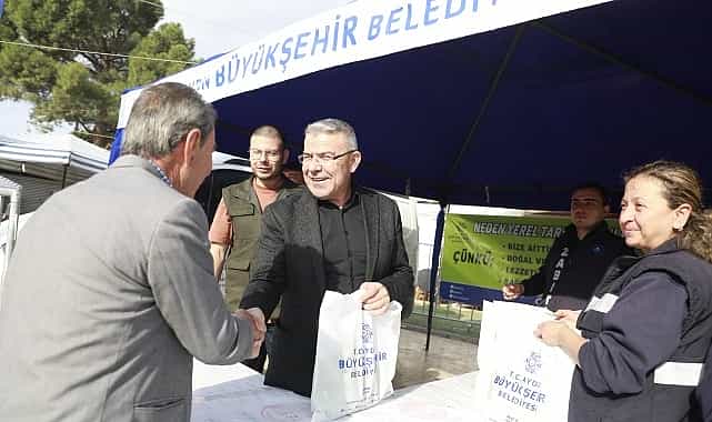 baskan cercioglu ata tohumlarindan uretilen fideleri koskte vatandaslarla bulusturdu