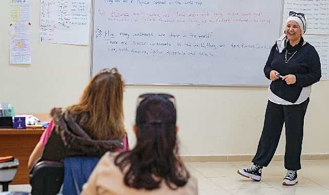 izmir buyuksehir belediyesi kadinlari her alanda destekliyor