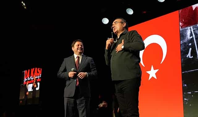 Kadıköy’de Öğretmenler Günü Sunay Akın Gösterisiyle Kutlandı 1 kadikoyde ogretmenler gunu sunay akin gosterisiyle kutlandi