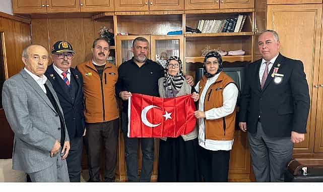 konya buyuksehir ogretmenler gununde sehit ogretmenleri unutmadi