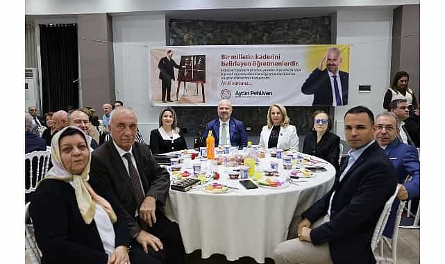 menemende ogretmenler gunu dayanisma ve coskuyla kutlandi