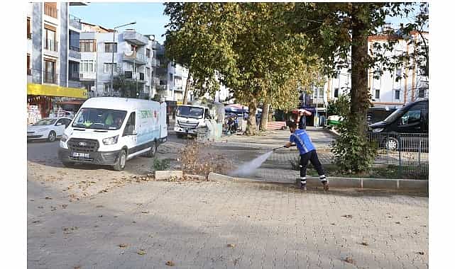temizlik emekcileri cumhuriyet mahallesinde yogun mesai harcadi