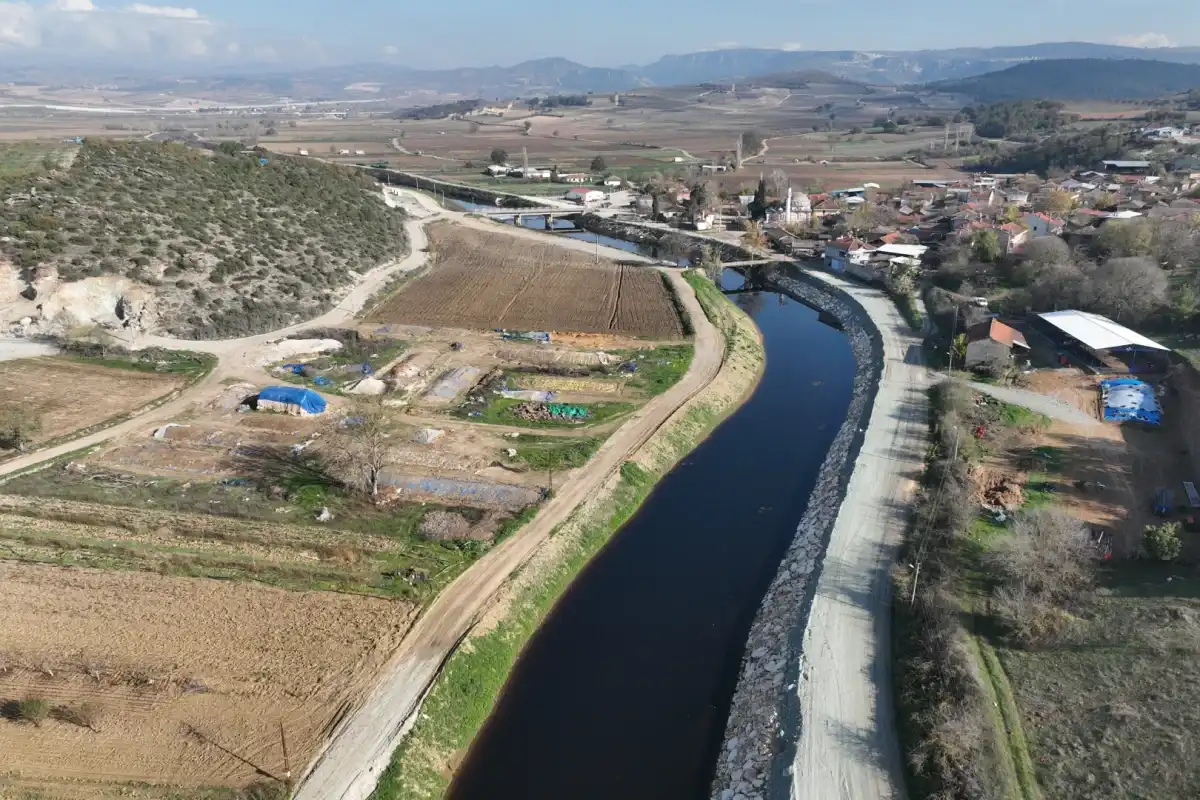 Bursa Yenişehir’de Taşkın Riskine DSİ Önlemi 1 Bursa Yenişehir’de Taşkın Riskine DSİ Önlemi