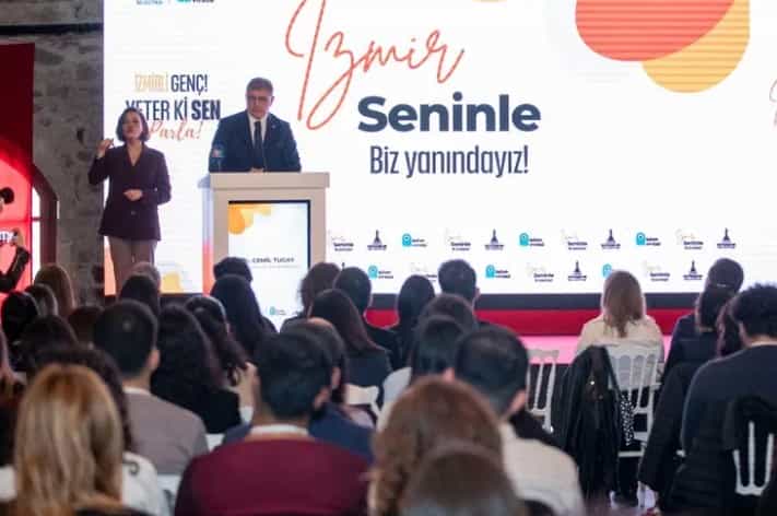 İzmir’i Gençler Şekillendiriyor 1 İzmir’i Gençler Şekillendiriyor