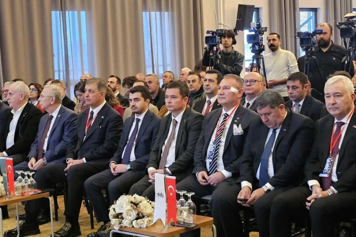 Başkan Aydın’dan ‘Afetlere Dirençli Kentler’ Paneline Katılım 1 Başkan Aydın’dan ‘Afetlere Dirençli Kentler’ Paneline Katılım