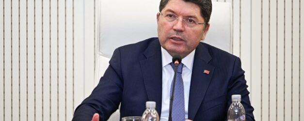 G 63 uDXgAA4KcD scaled