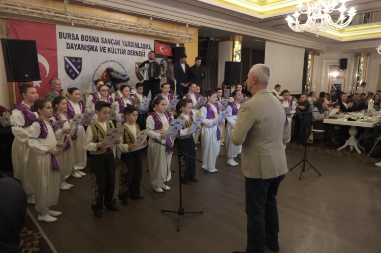 Bursa’da “Birlik ve Beraberlik Gecesi”nde Balkan Rüzgârı Esti