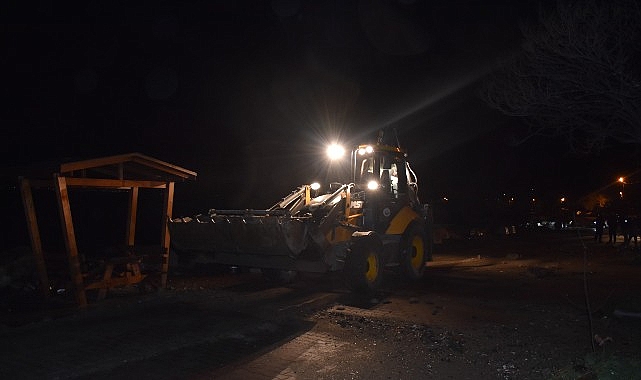 Dalgalar Çekildi, Temizlik Başladı 1 dalgalar cekildi temizlik basladi