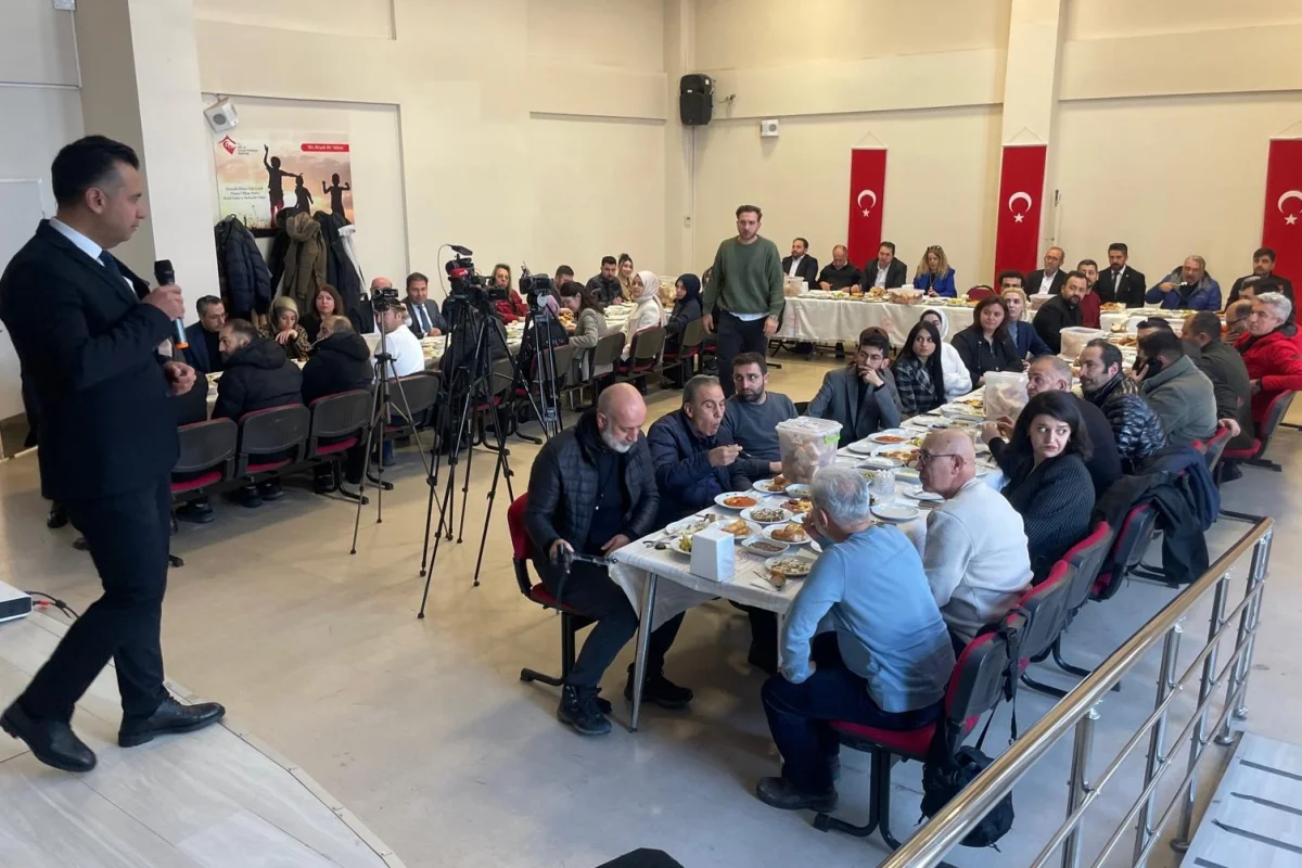 Erzurum’da Gazeteciler Günü’nde Sosyal Destekler Gündemdeydi 1 Erzurum’da Gazeteciler Günü’nde Sosyal Destekler Gündemdeydi