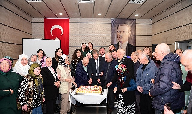 Osmangazi Belediyesi Alzheimer Gündüz Bakım Evi 3. Yılını Kutladı 1 osmangazi belediyesi alzheimer gunduz bakim evi 3 yilini kutladi